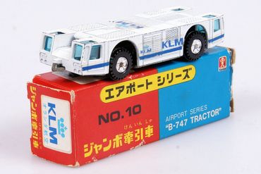 B-747 Tractor KLM Bandai Airport no.10