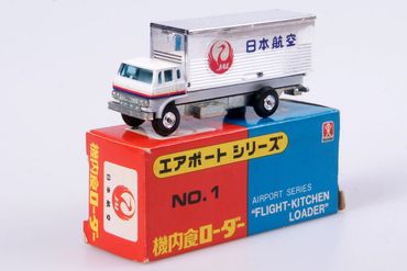 Flight Kitchen Loader JAL Bandai Airport no.1