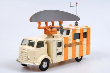 Decca Radar Karrier Corgi 1106