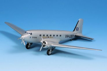 Douglas DC-2 Holyman Airways VH-USY Hobbymaster 200