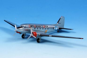 Douglas DC3 Camel Caravan To Berlin 293087 Herpa 550765B