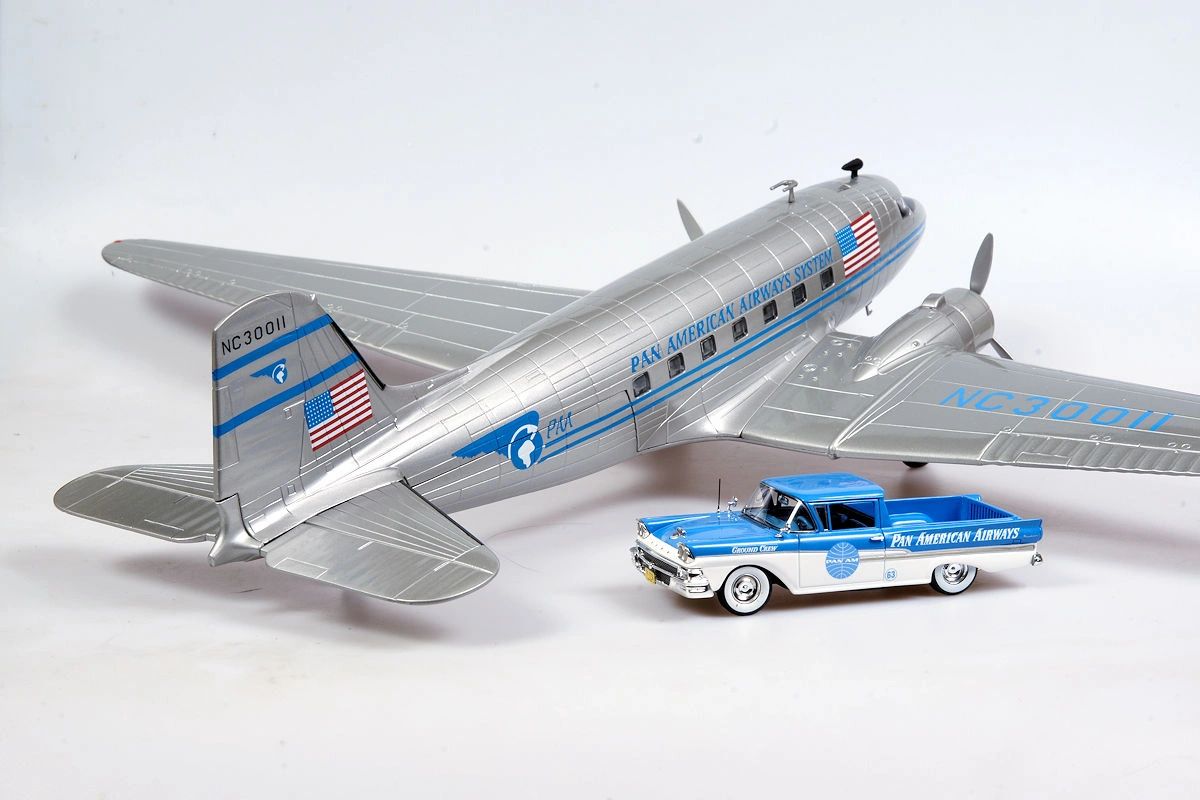 Douglas DC3 Pan Am CDC Armour Franklin Mint with Ford Ranchero Pan Am Goldvarg GC-PAA-02