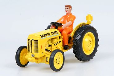 Ferguson TE20 Tractor Rochester Airport Flight Training School Siku 2008 Anniversary Model