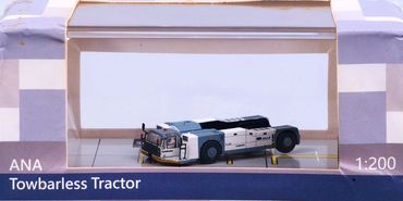 Goldhofer AST-1 Towbarless Tractor ANA JC Wings GSE2AST103