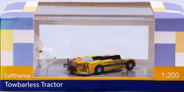 Goldhofer AST-1 Towbarless Tractor Lufthansa JC Wings GSE2AST106