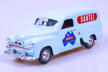 Holden FJ Qantas Mint & Boxed MM002 1:25