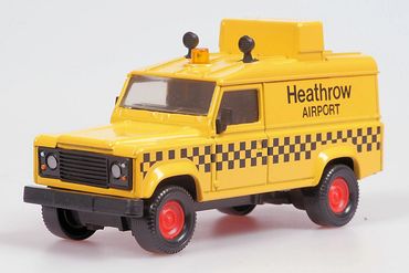 Land Rover 110 Heathrow Airport Matchbox Super Kings K144 1:32
