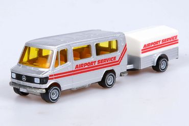 Mercedes 208 Bus Trailer Airport Services Siku 1918