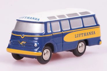 Mercedes Benz O 319 D Bus Lufthansa Schuco Piccolo