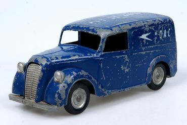 Morris Van BOAC Castoys (Mettoy) 869 1:35