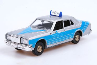 Toyota New Crown Royal Saloon Airport Taxi Yonezawa Diapet 09-0347 1_40