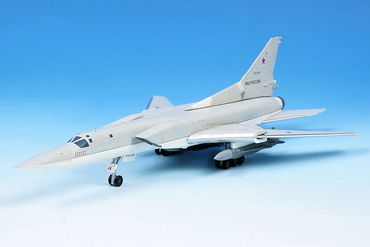 Tupolev TU-22M Russian Air Force RF-34075 Herpa