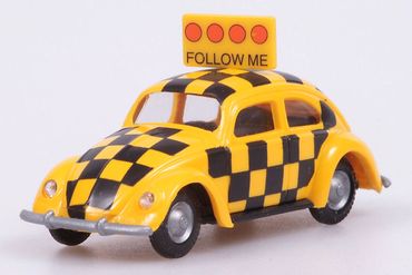 VW 1200 Beetle Airport Follow Me Busch 42745