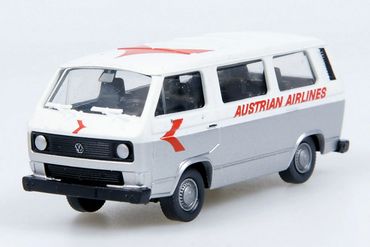 VW Bus type 2 Austrian Airlines Roco 2014