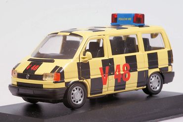VW T4 Caravelle Airport "Follow Me" Schabak 1067
