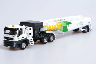 Volvo FM500 Airfield Refuelling Tanker Air BP Iconic Replica 87-0109