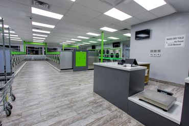 Wash & Fold counter at Mary’s Laundromart.