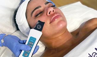 L'exfoliation par ultrasons bt-micro. 
Linda Mc Donald Facialist