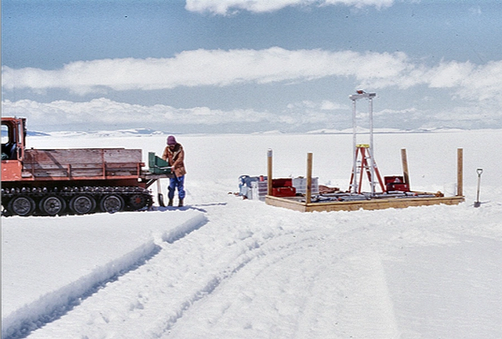 CORING GRAY'S LAKE IN SOUTH EASTERN IDAHO TO CHARACTERISE MARSH HISTORY IN THE NORTHEASTERN CORNER