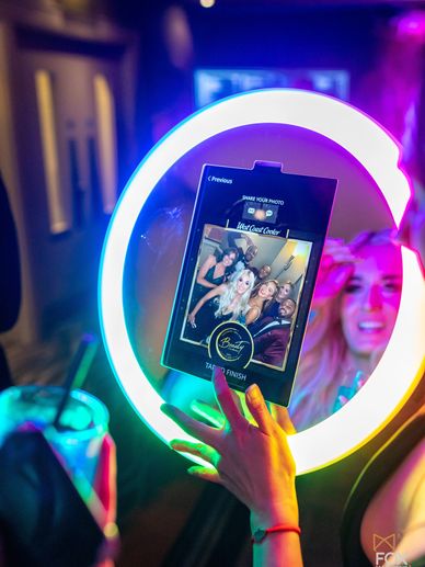 Roaming photo booth, photo booth roamer, photo booth activations, Atlanta, Metro Atlanta, Newnan