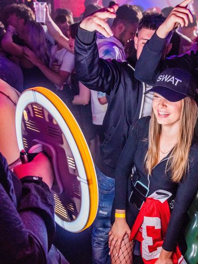 Roaming photo booth, photo booth roamer, photo booth activations, Atlanta, Metro Atlanta, Newnan