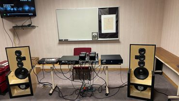 And the award for DIYstock's ugliest Speaker goes to Joe Goswami.