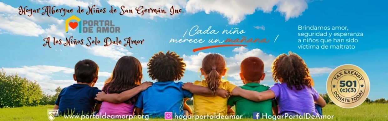 Niños abrazados mirando el cielo, promoviendo amor y esperanza para niños víctimas de maltrato.