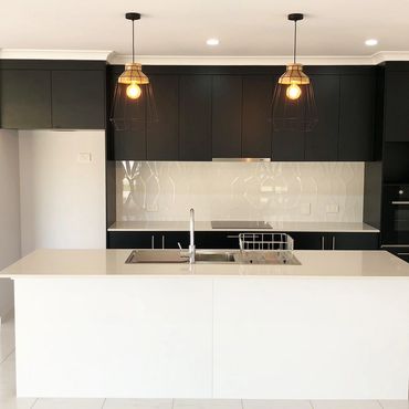 Black and White Kitchen Design