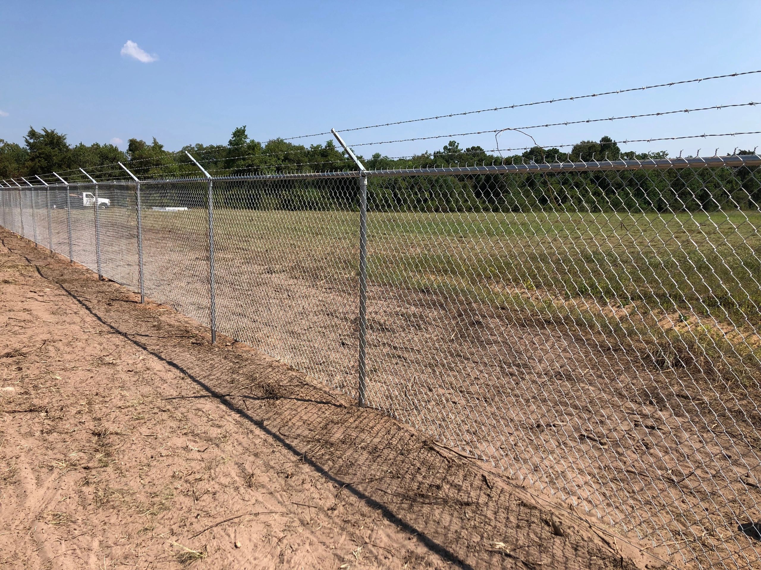 6 + 1 light commercial chain link fencing Houston