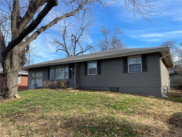 House purchased in Independence, MO with Sarika Brinkman as Buyer's Agent
