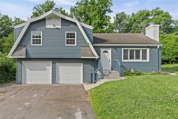 Single-family home bought with Realtor Sarika Brinkman