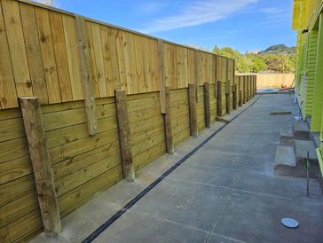 building works services- retaining walls and fence specialists 