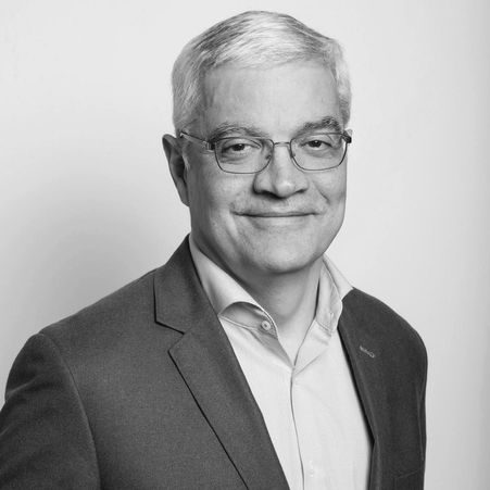 Mauricio Velásquez - Consultor