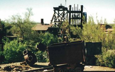 Gold Mine, Lost Dutchman Gold Mine.