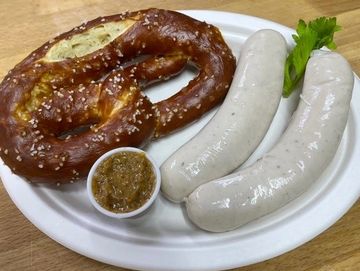 Weisswurst breakfast made of finely chopped veal, this sausage is mildly seasoned with fresh parsley