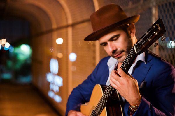 wedding guitar player