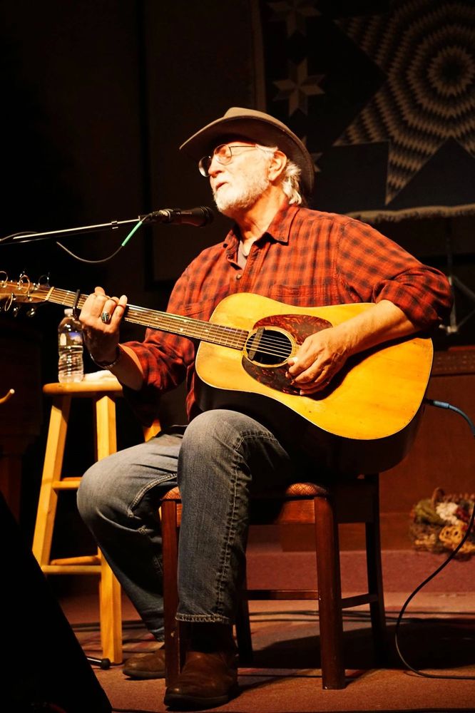 Bill Staines photo by Joey Halvorson