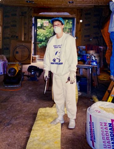 women working on home reno renovation