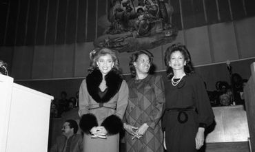 Vanessa Williams, Miss America at NAACP Los Angeles, 1984. Pulpit of First AME Church of Los Angel