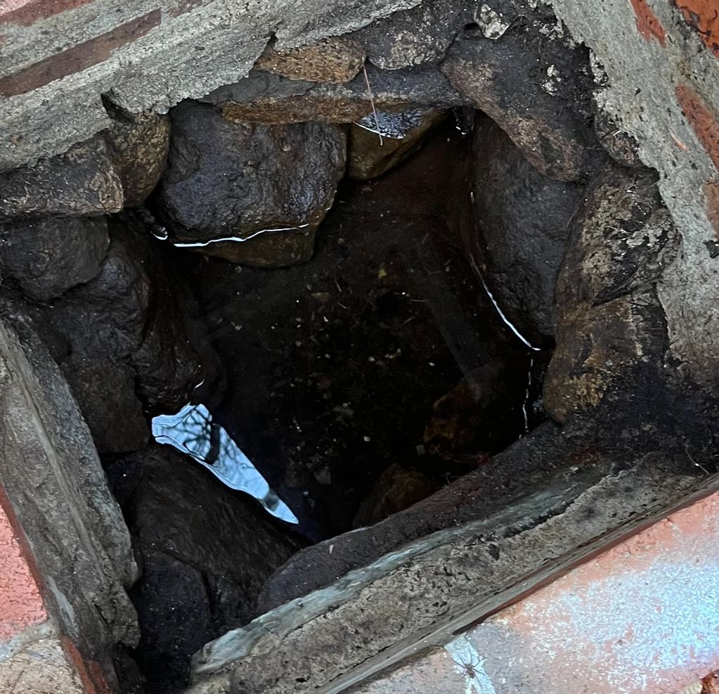 The field stones at the bottom of the well are local field stones that were put in place when the we