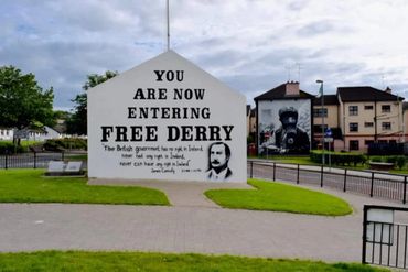 Sign you are now entering free derry