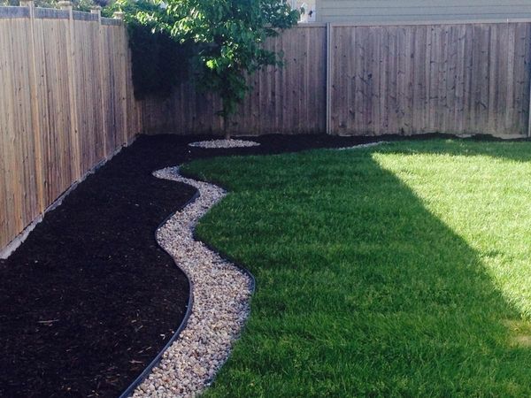 Mulch installation