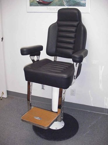 CAPTAIN HELM SEAT