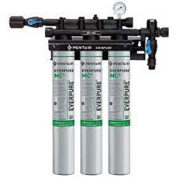 Three-cylinder water filtration system with pressure gauge