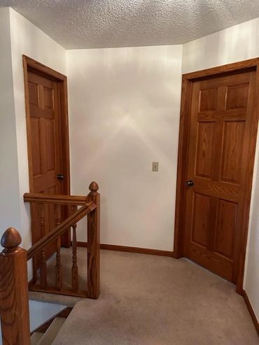 Solid oak door installation