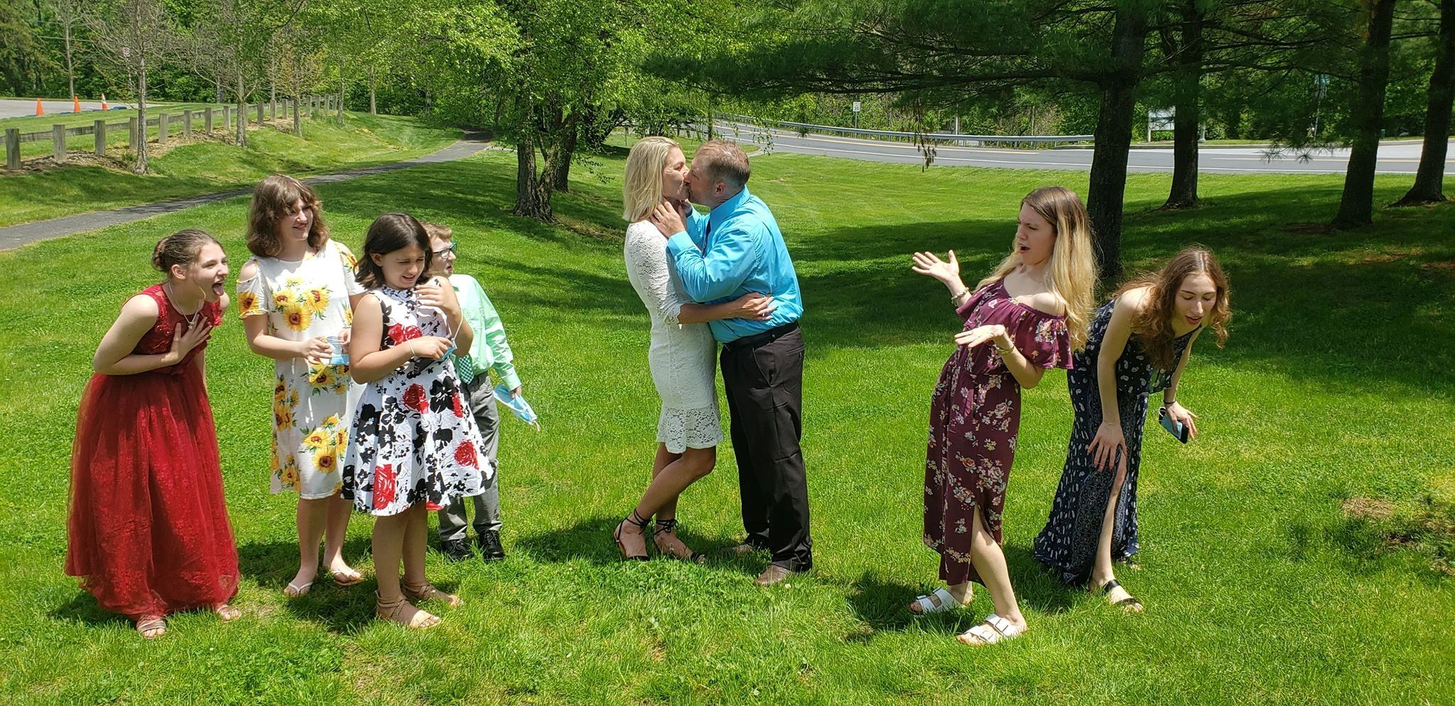 I'm not sure what the Brady Kids think of all this kissing!