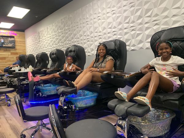 Group pedicures