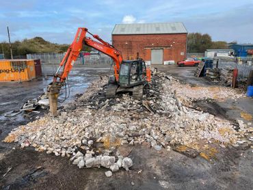 Nuttall Contracts job site clearance