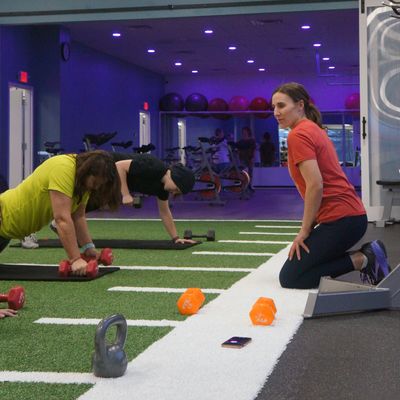 Small group training at FitMe Wellness gym in Rockford IL with certified personal trainer support.