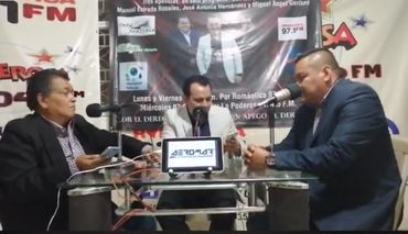 Programa de rdio en Primera Plana